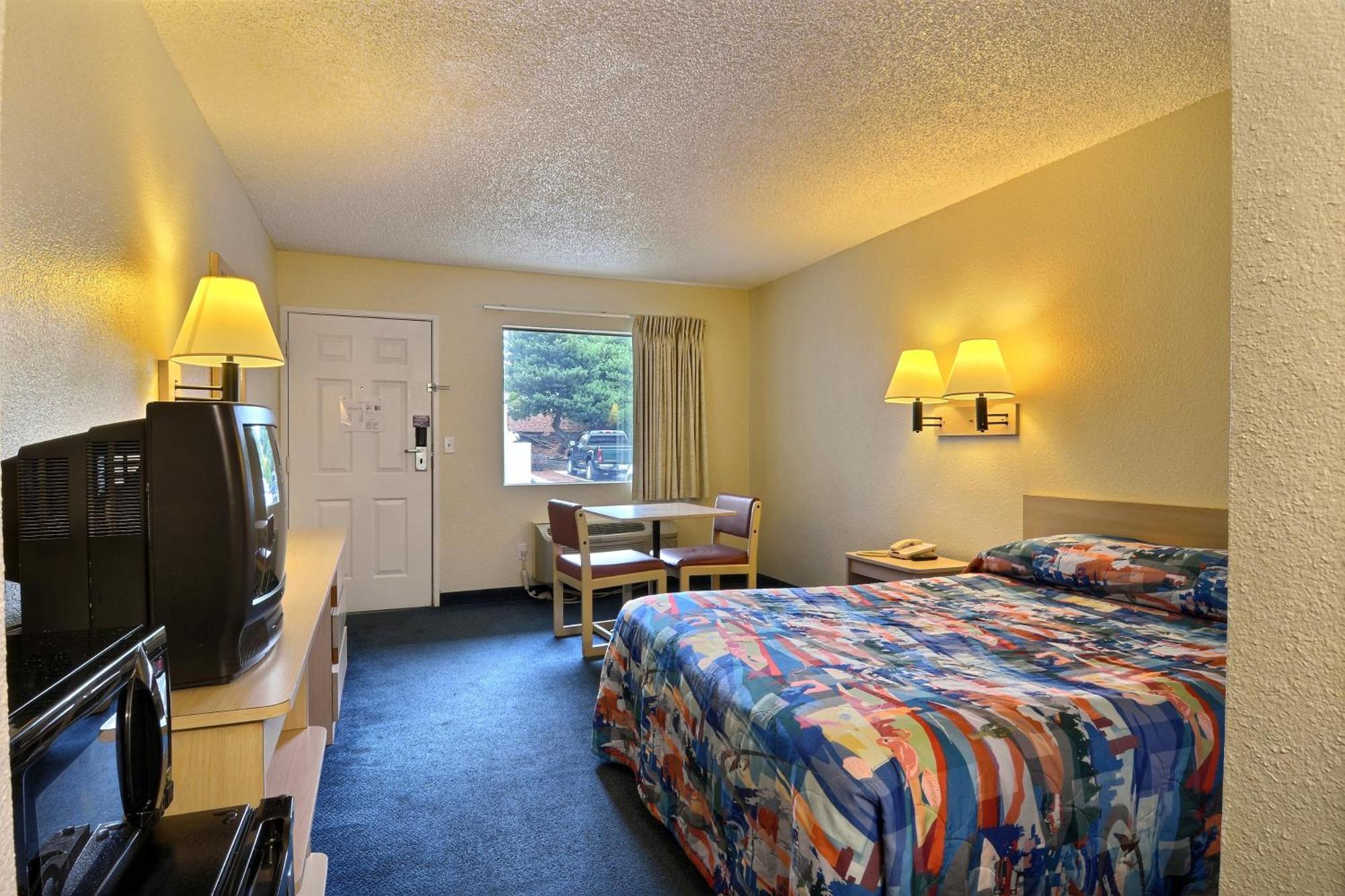 Motel 6-Seattle, Wa - South Сиатак Екстериор снимка