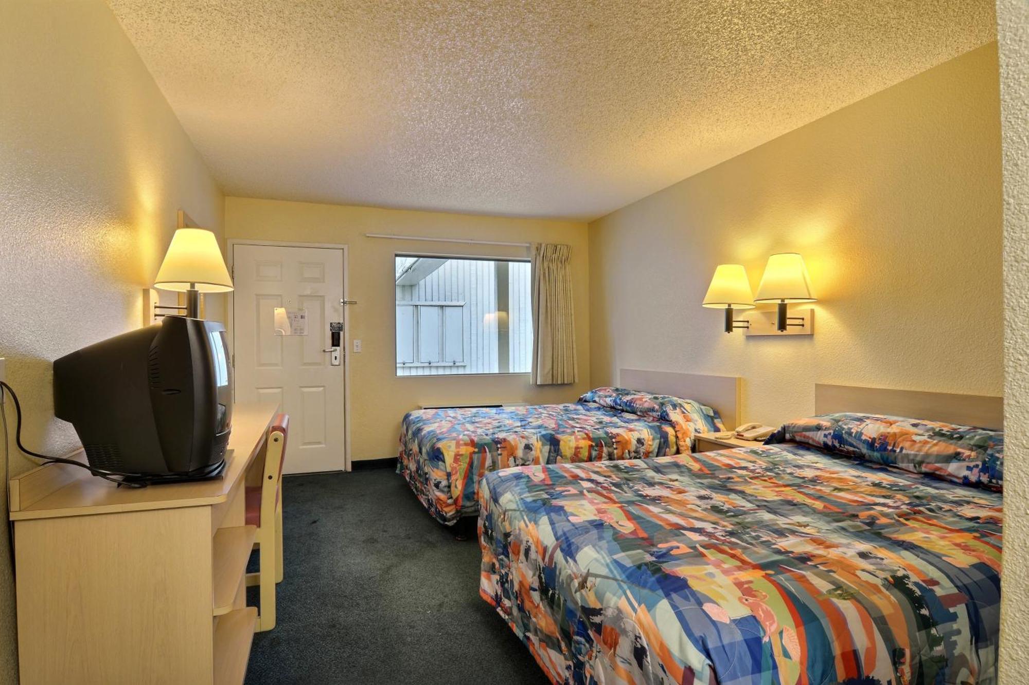 Motel 6-Seattle, Wa - South Сиатак Екстериор снимка